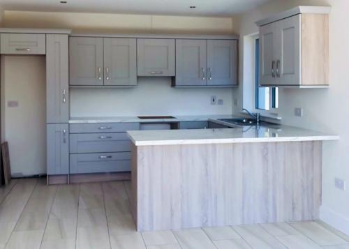 new kitchen fitted with quartz counter