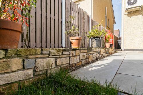 garden-stone-wall