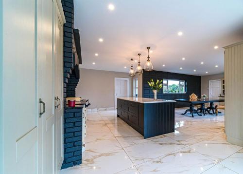 kitchen fitted by castle masons